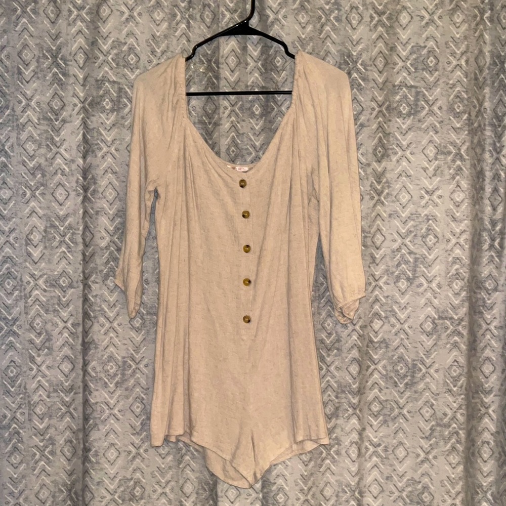 LONG-SLEEVE ROMPER 💕